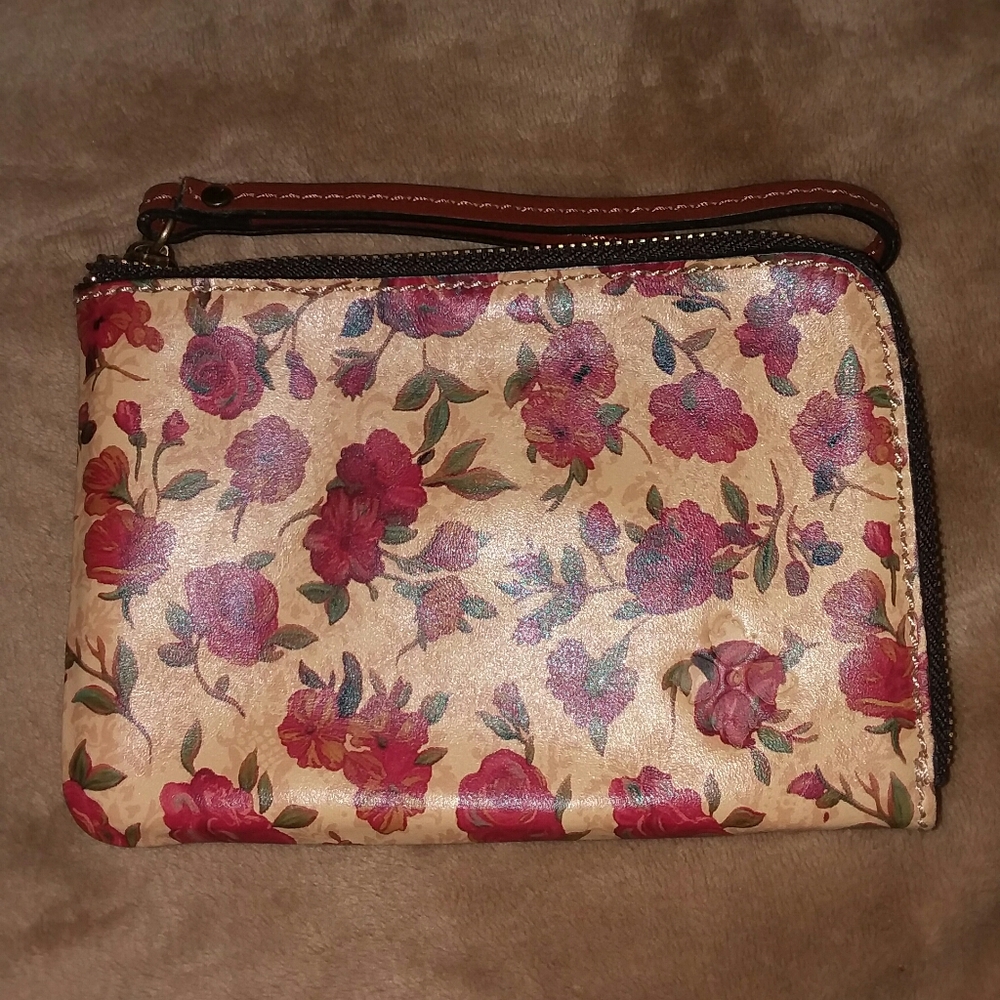 Patricia Nash wristlet